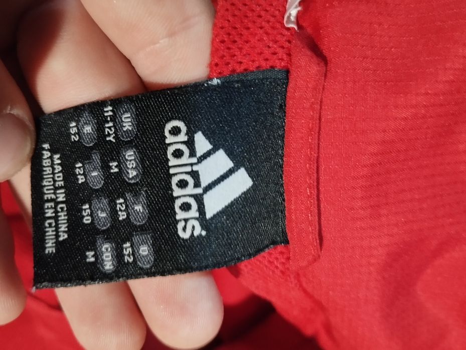 Ветровка  Adidas x LVP с капюшоном