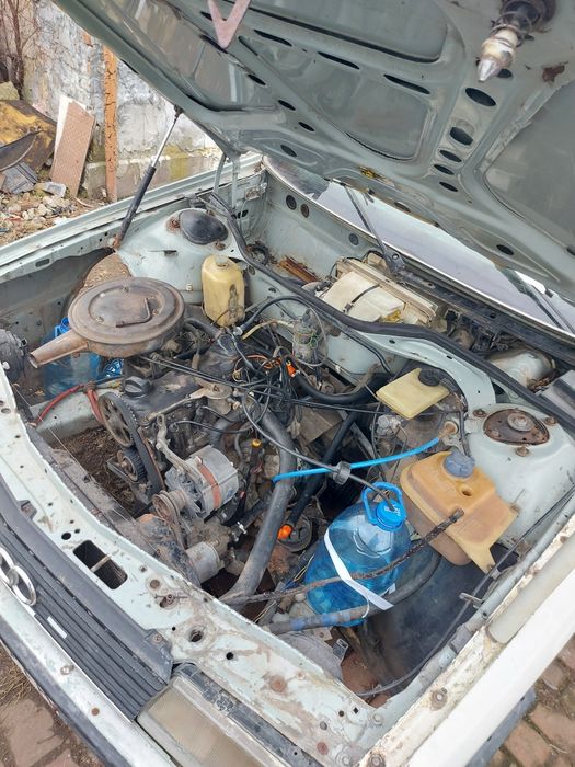 Audi 100 c3 1,8 бенз ПІД РОЗБІР або цілою