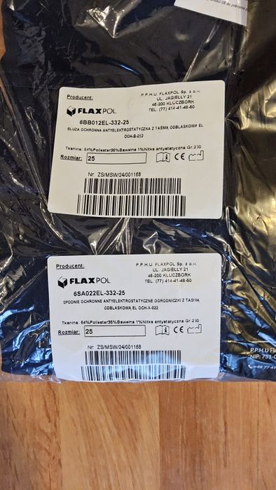 Sprzedam ubranie robocze komplet antyelektrostatyczne nowe