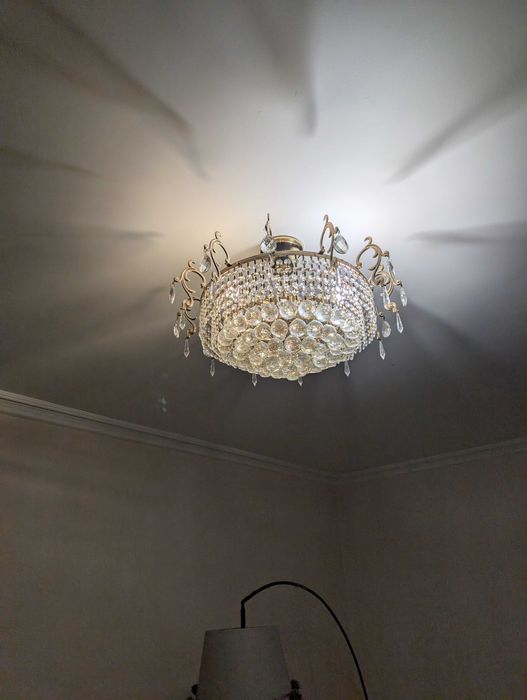 Продам люстру під кришталь