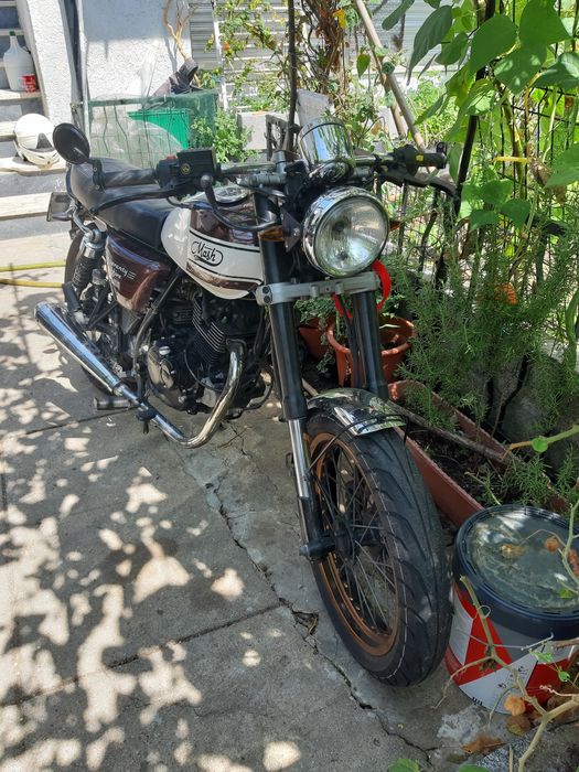 Moto francesa125 cc  11 kw documento único portugues motor suzuky marc