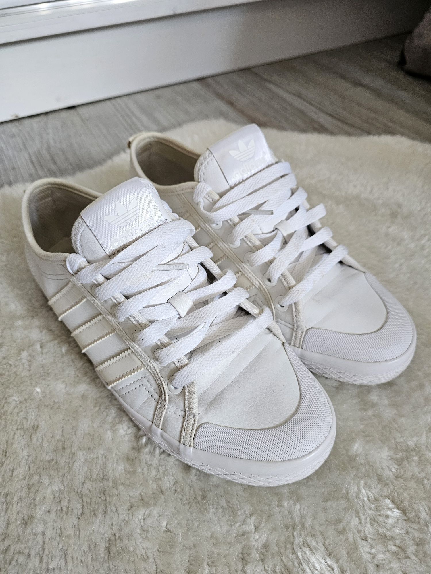 Buty Trampki Adidas Honey LO Rozmiar 40 Białe skórzane Tenisiówki