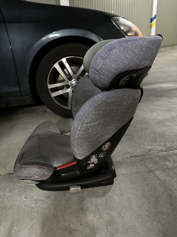 Cadeira auto Bebeconfort com isofix