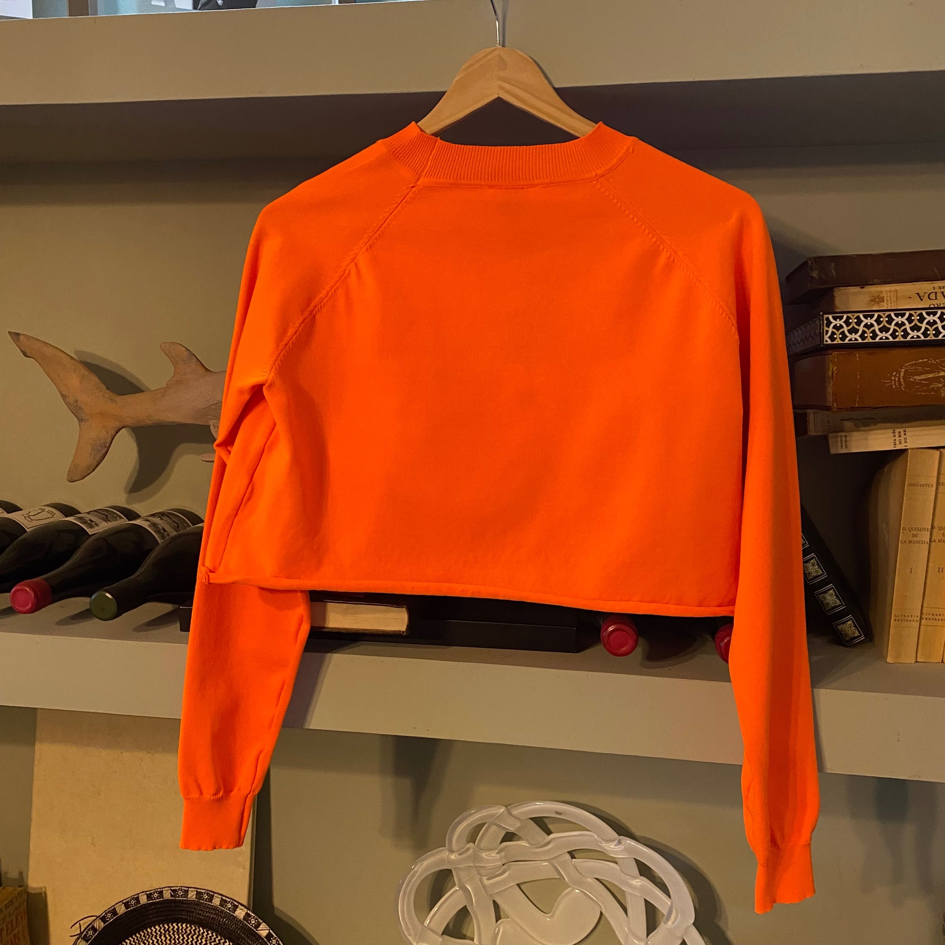 Cropped sweater laranja eléctrico