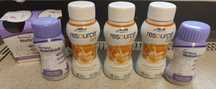 Nutridrinki 5 sztuk smak morelowy i owoce leśne.