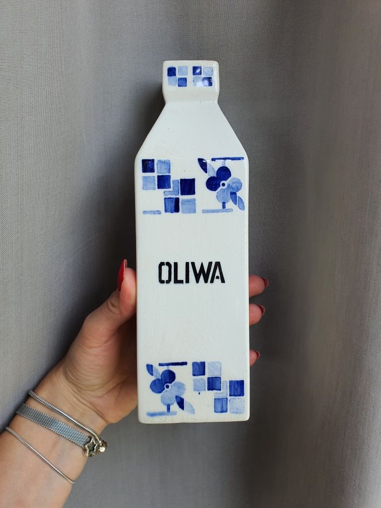 Zestaw dwóch butelek/ fajans/Chodzież/S.Mańczak