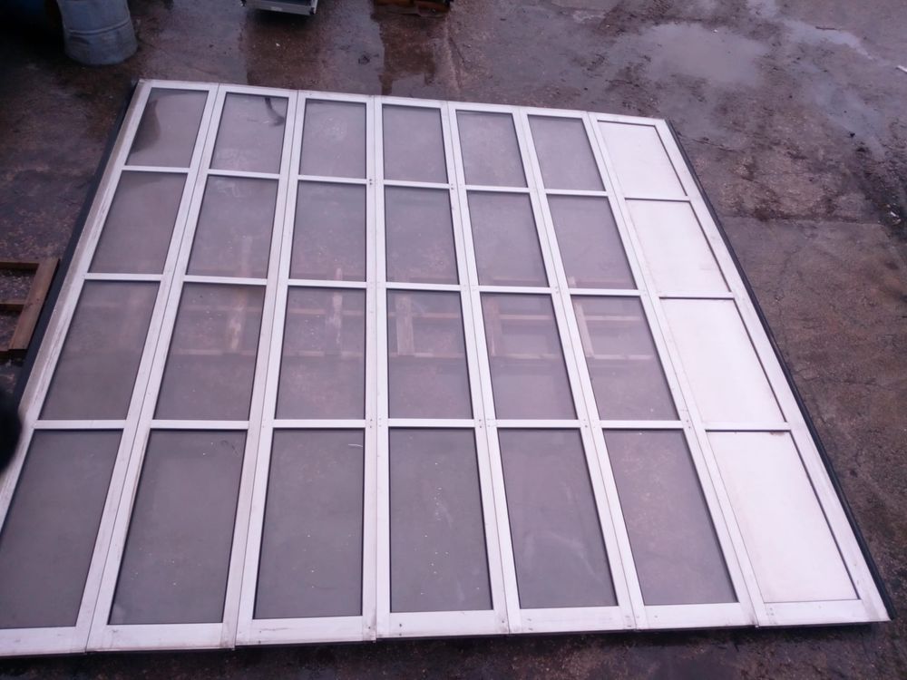 Brama segmentowa Hormann Spu 400x350 reczna lub elektryczna  z oknami