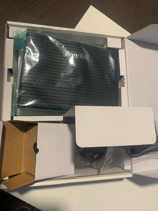 ROUTER - Draytek Dual -wan