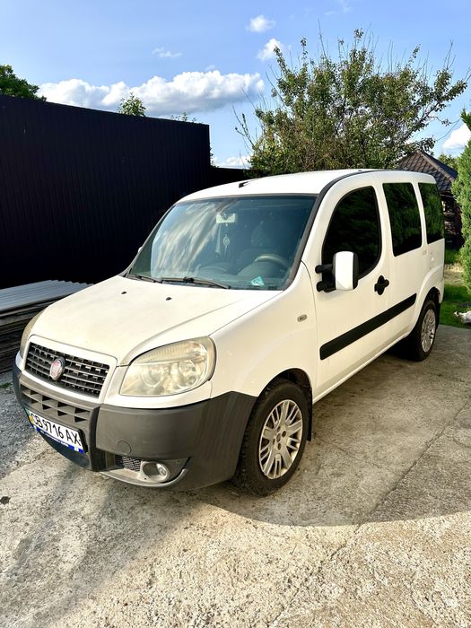 Продам Fiat Doblo Пасажир, Дизель 2009 рік