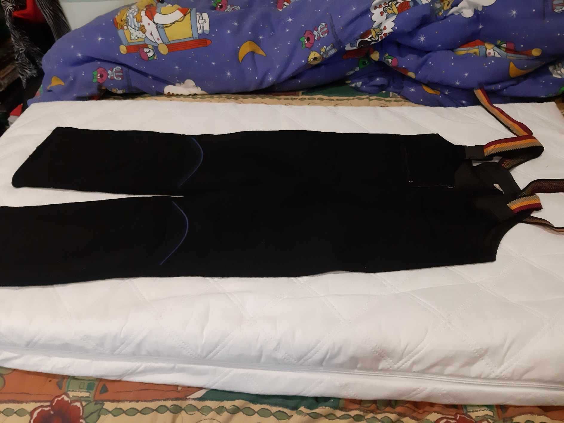 Spodnie z szelkami czarne na sanki-narty Ort Horn 134  nogawka gumka