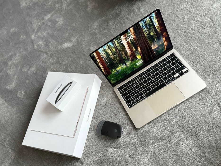 MacBook MacBook Air prateado com apenas 1 ano