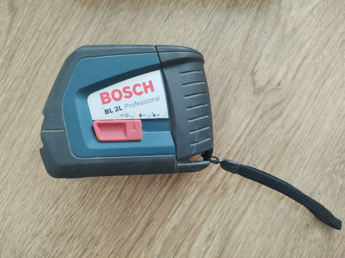 Профессиональный лазерный уровень нивелир Bosch BL 2L.