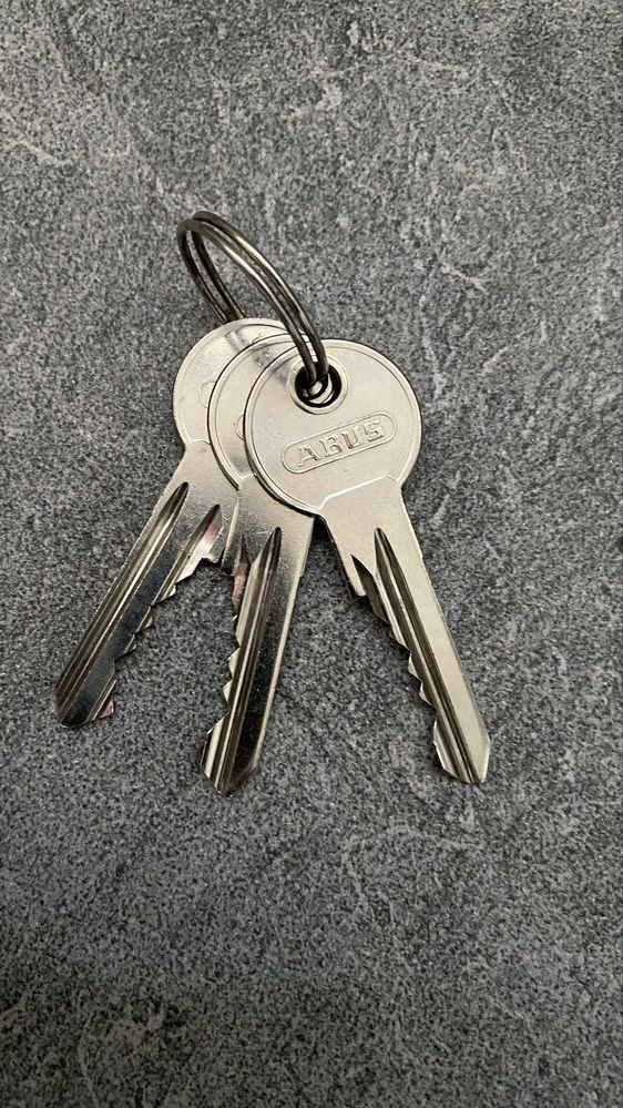 Продам сердцевину 30х30 ABUS