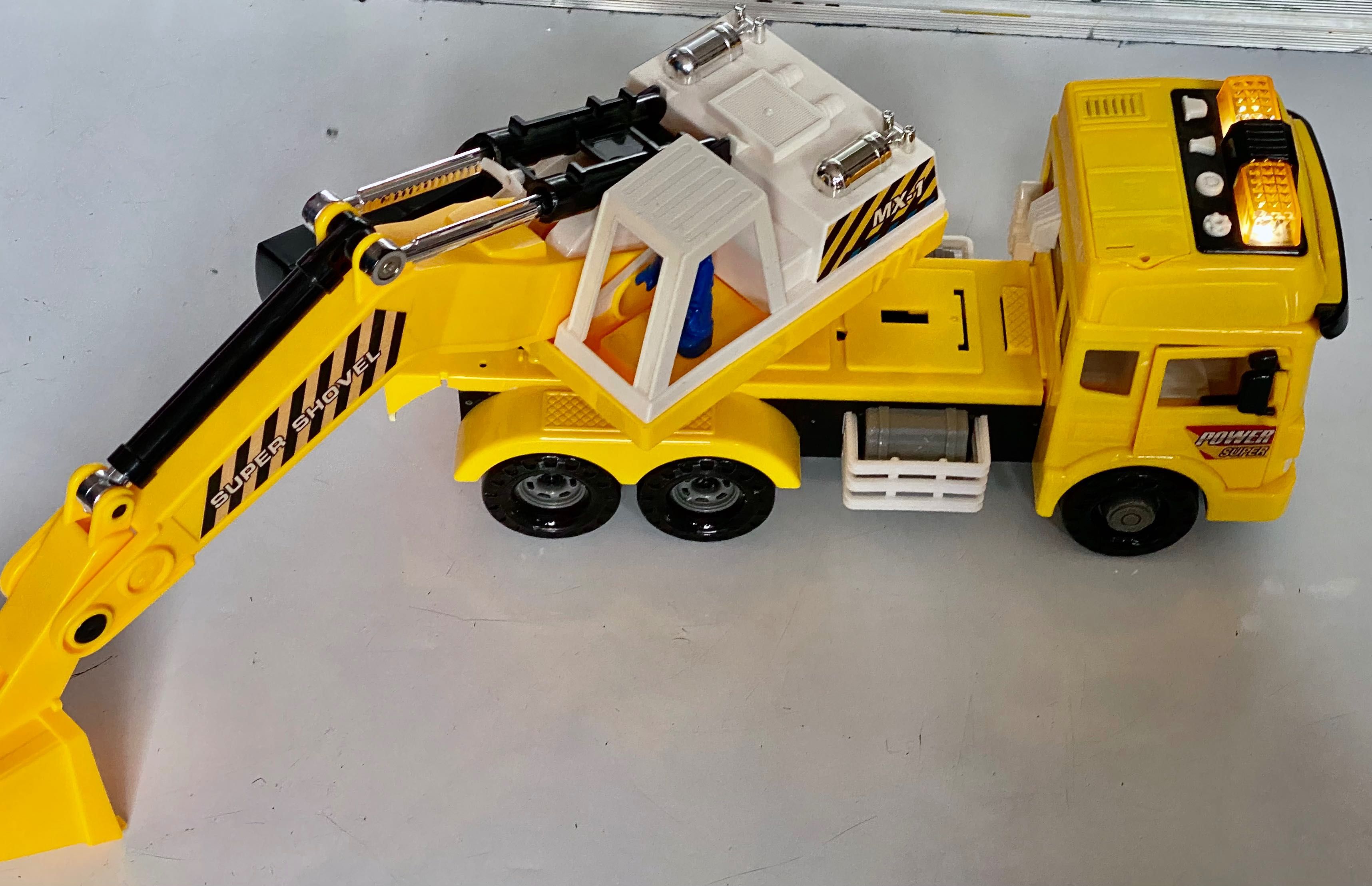 Smiki, Mega Shovel Car, koparka, światło i dźwięk, pojazd NOWA