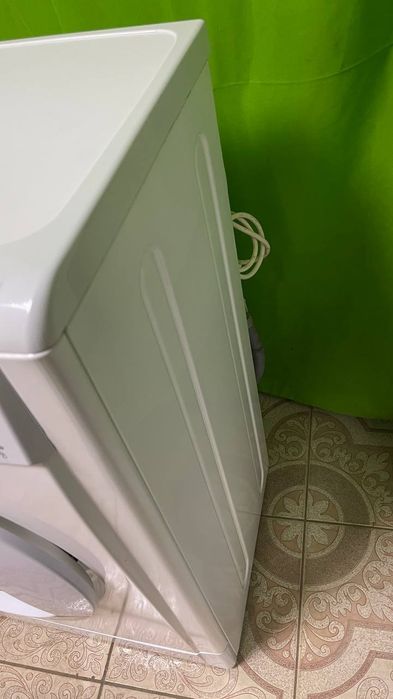 Пральна машина б/в Indesit 6 kg 1000 об/хвил mod.iwsd61051