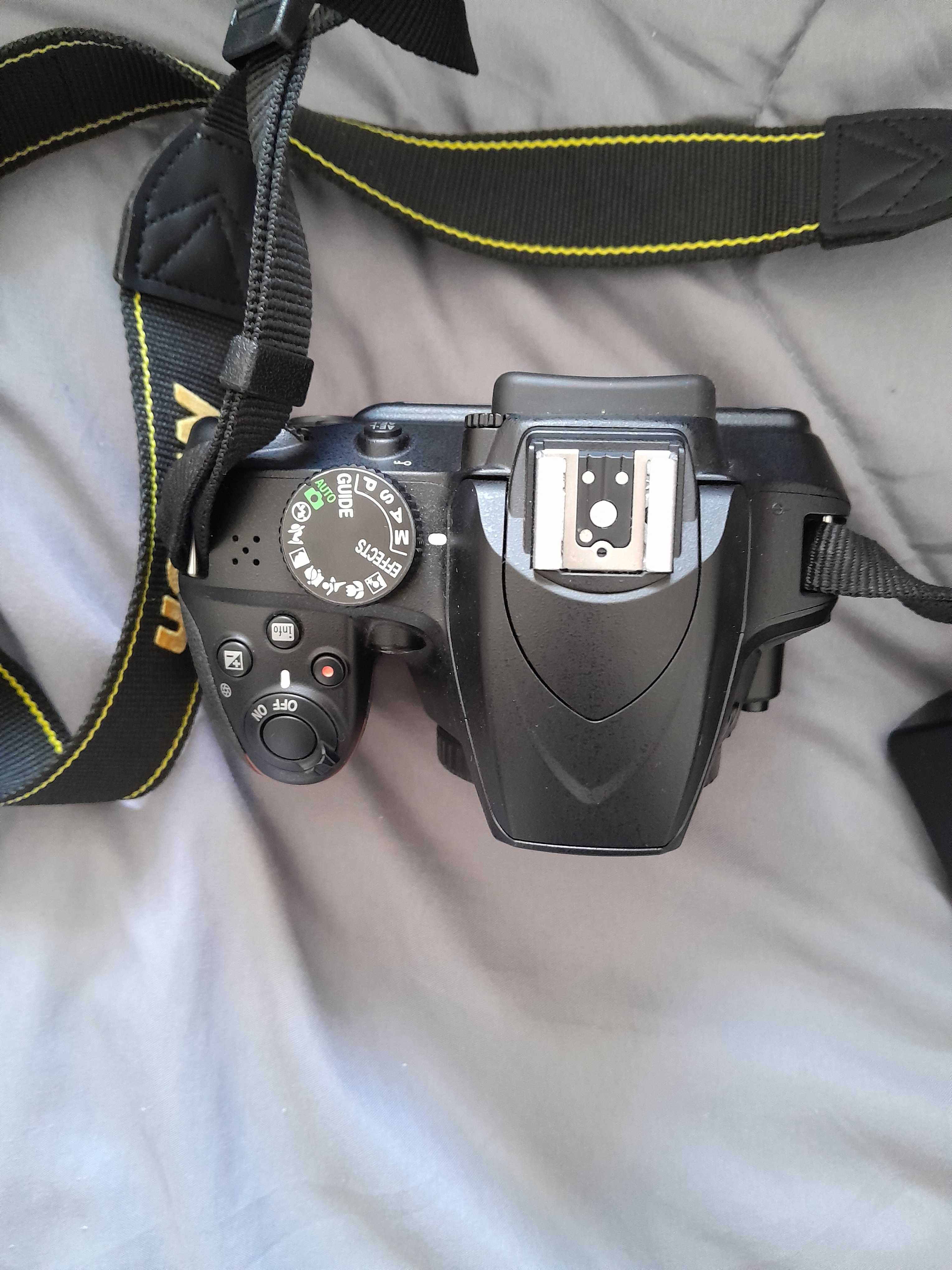 Nikon D3400 em bom estado + cartão Kingston 64GB