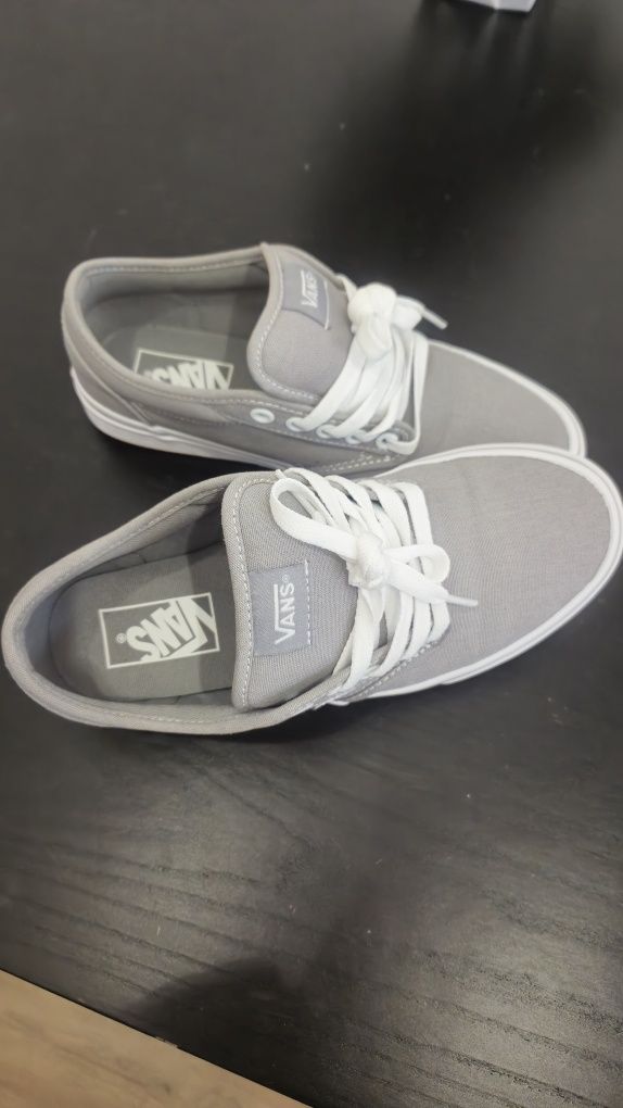 Sapatilhas Vans Cinza