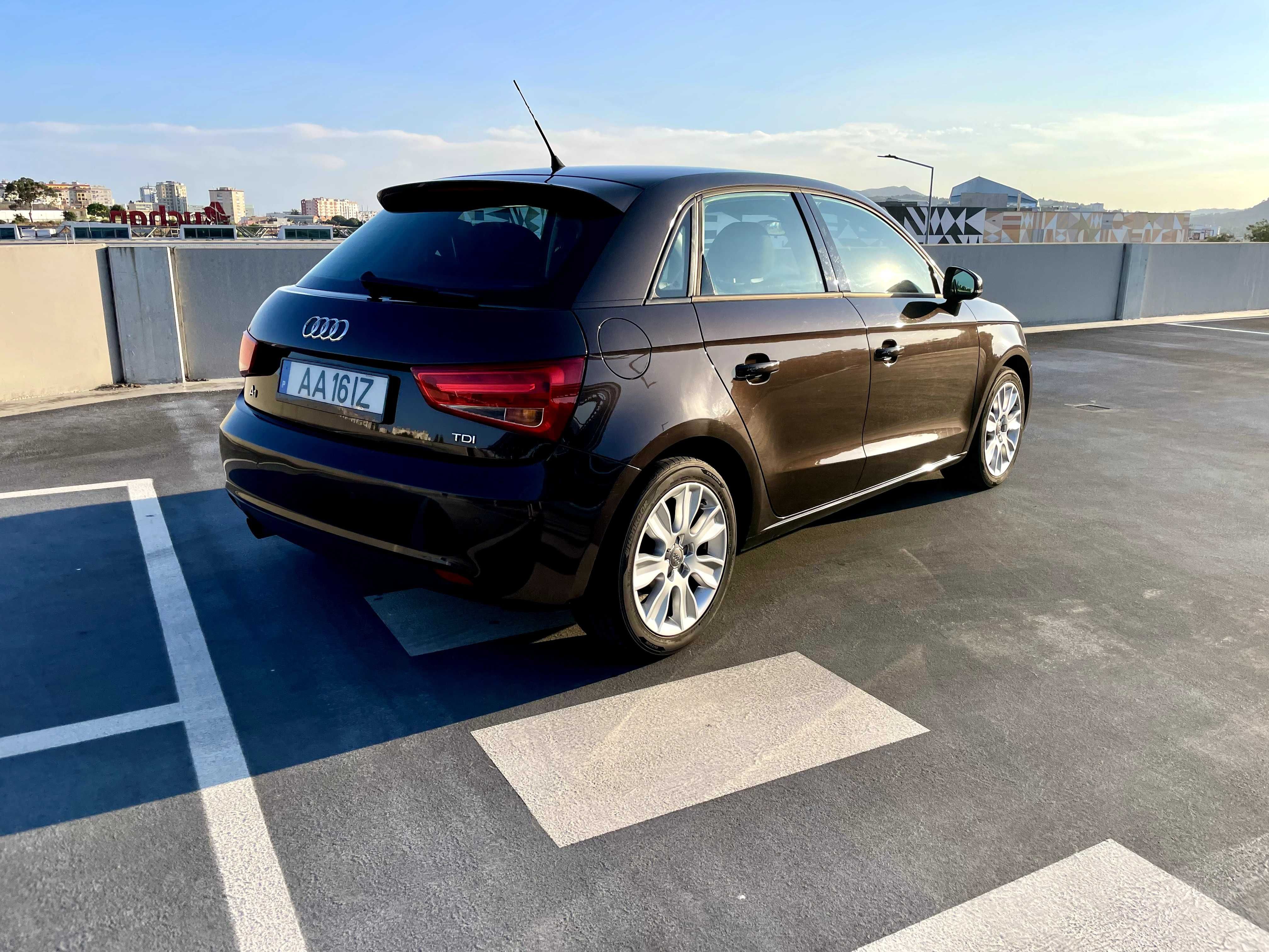 Audi A1 Sportback 1.6 TDI 2013 – Excelente Estado
