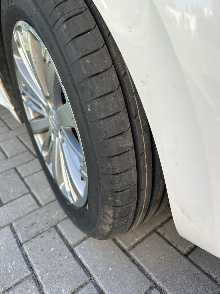 Peugeot 208 1.6 e-HDi Allure