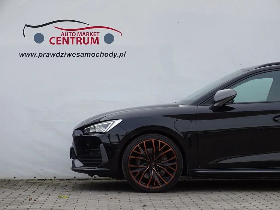 Cupra Leon Sportstourer VZ e-Hybrid 245KM AT6 Salon DE. FV-23%