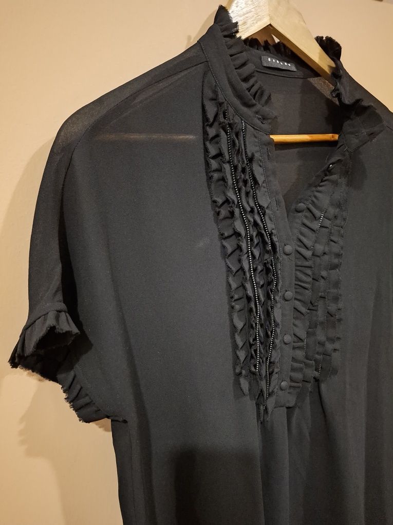 Blusa preta marca Sisley