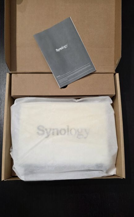 Servidor Synology da220j