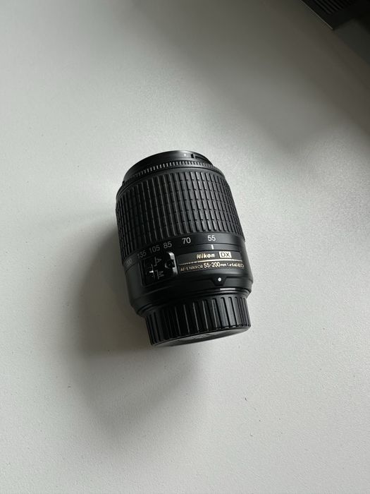 Nikon D7000 + Nikkor AF-S 55-200мм f: 4-5,6