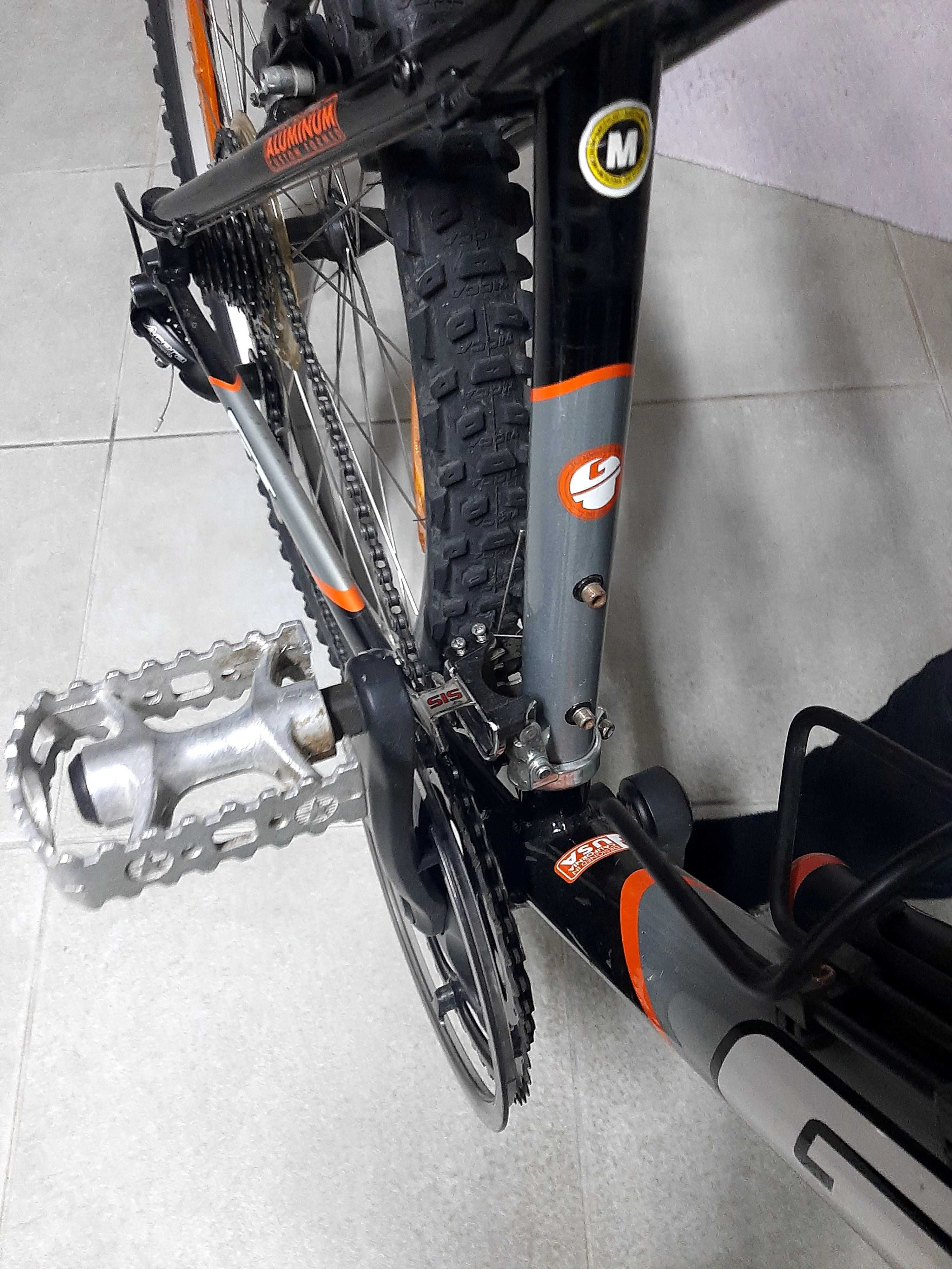 Vendo bicicleta BTT