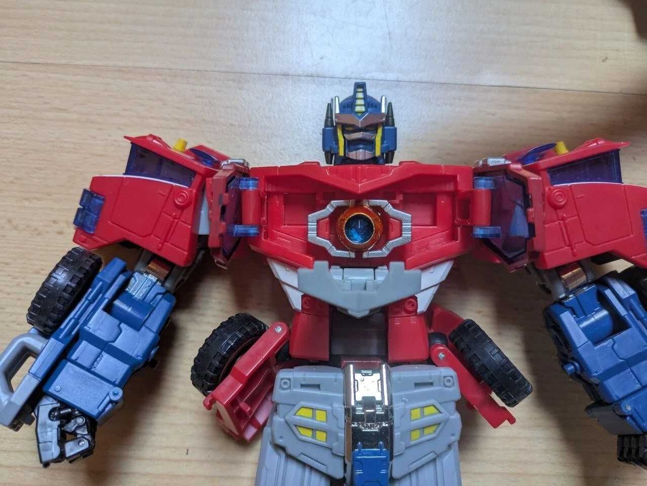 Transformers TR-02 Optimus Prime Commander of Stars Galaxy Convoy