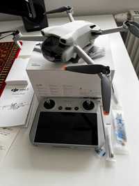 Dron DJI Mini 3 RC, jak nowy, gwarancja
