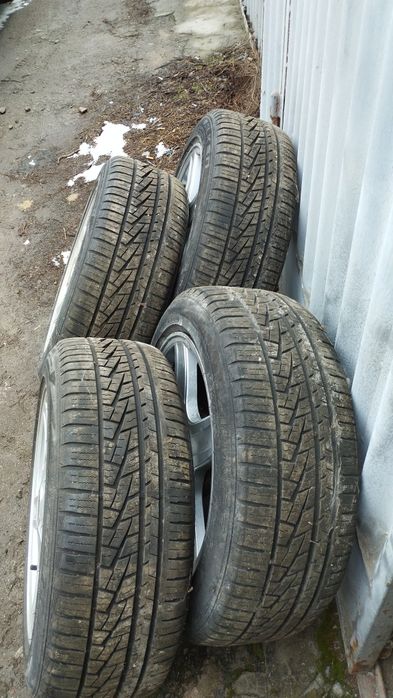 Продам резину 195/55. R16 комплект на дисках