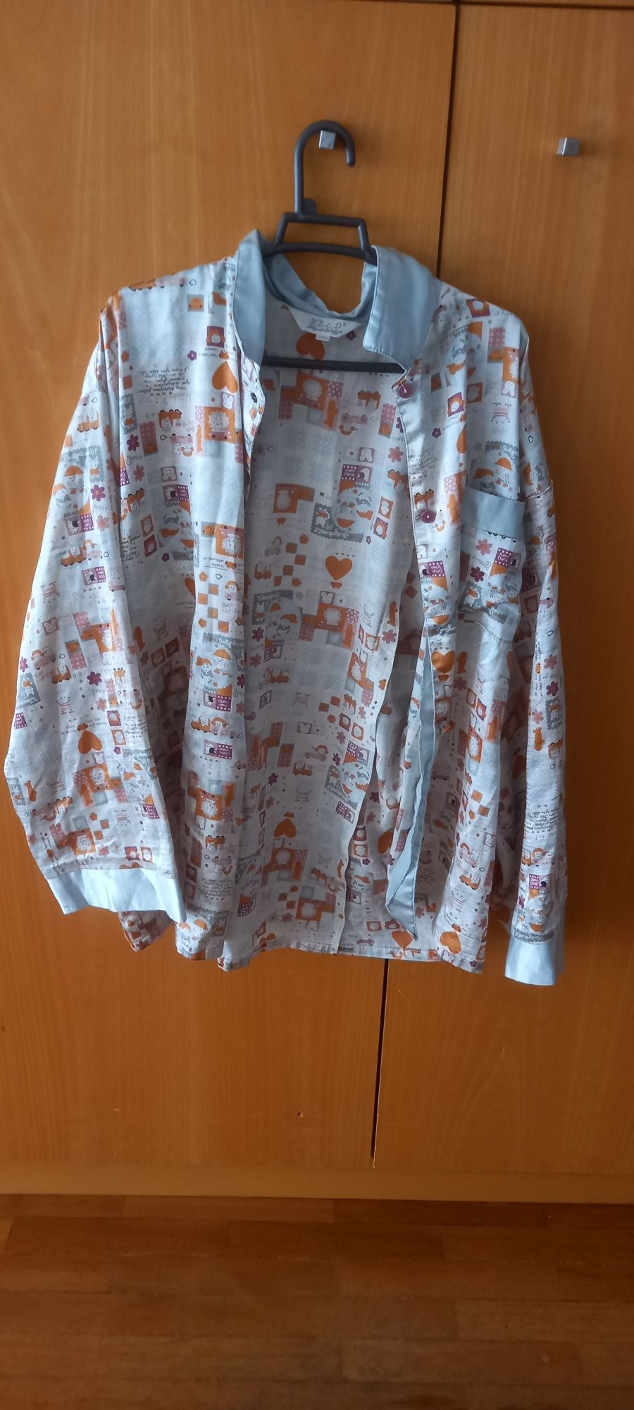 Roupa fresca mulher peluche