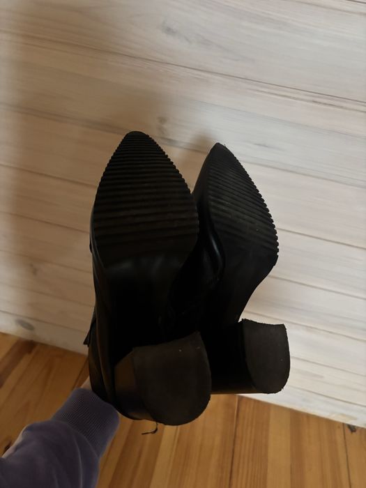 Ботінки осінні 38 розмір