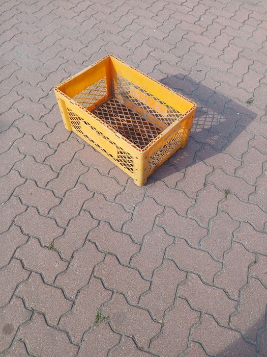 skrzynki plastikowe 25 kg wym 60x40x28