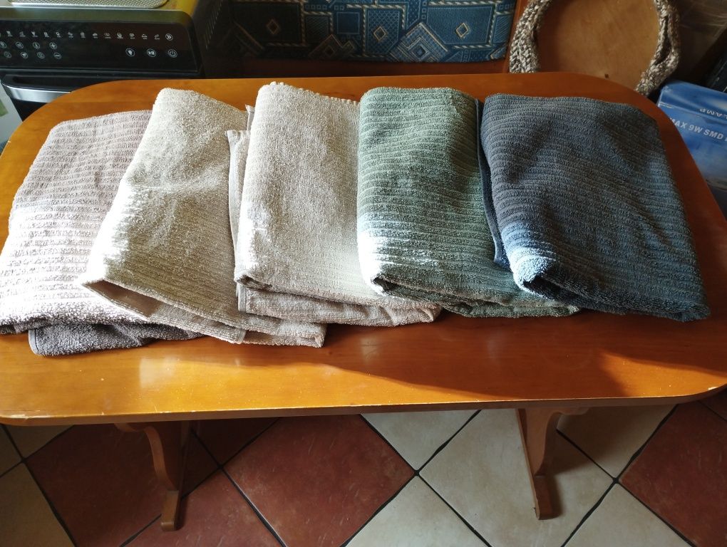 Ręczniku jąpieliwe 5 szt po 30 zl