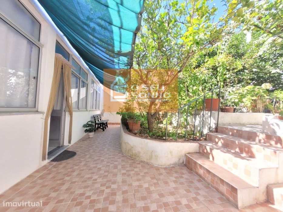 Moradia T3+1 no Centro de Castro Verde com Garagem