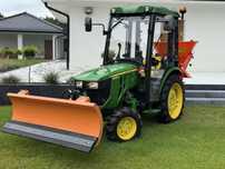 Mini traktor john deere 3028EN zestaw