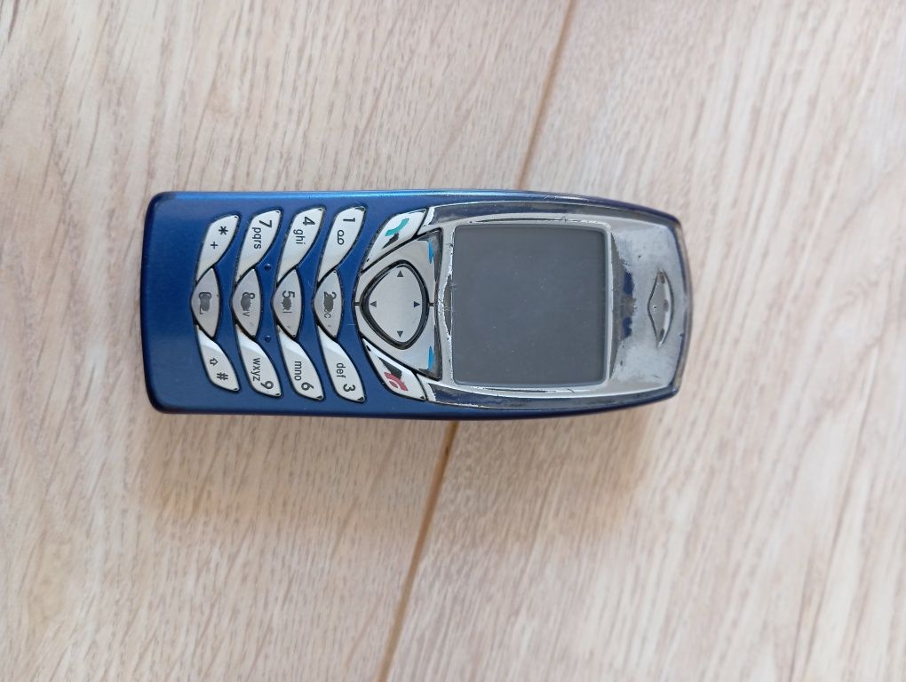 Komórki telefony komórkowe Nokia  Lg