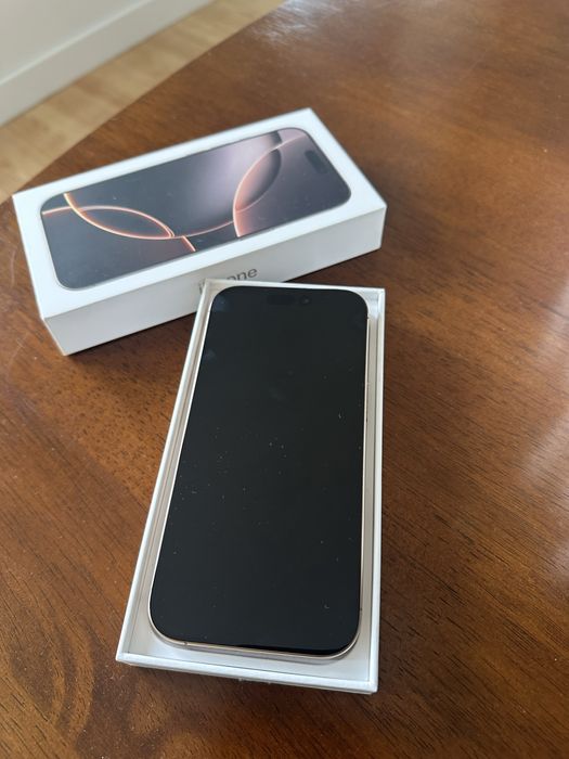 Iphone 16 Pro c/garantia