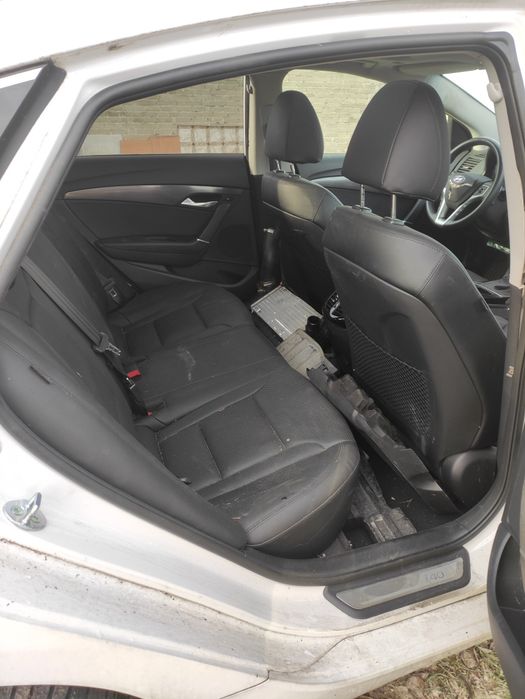 Komplet skór Hyundai i40 sedan