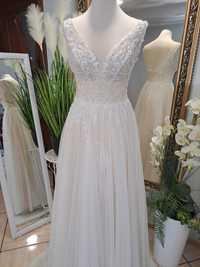 Suknia ślubna  w promocyjnej cenie