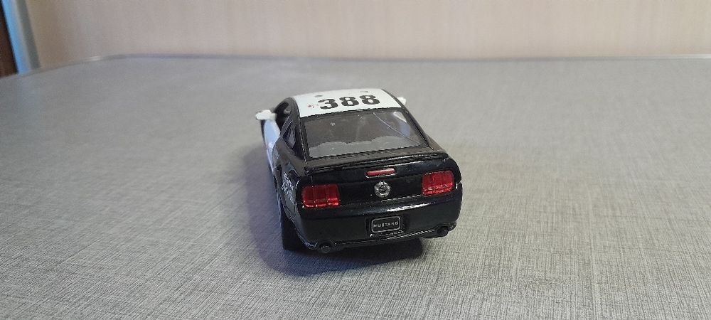 2006 Ford Mustang GT kt5091 1/38