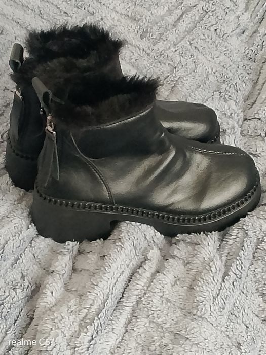 Жіночі осінні черевики 37 р.