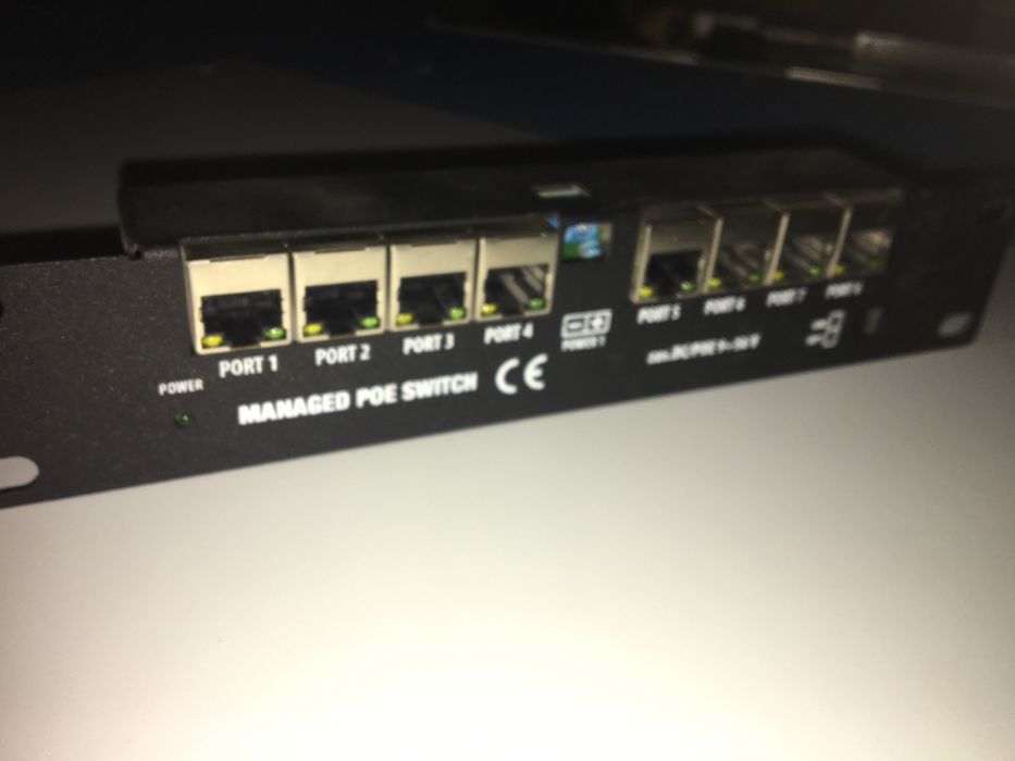 manage poe switch 8p 100Mb/s