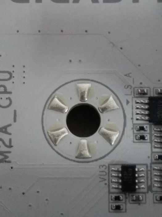 Gigabyte X870 Elite WIFI7 Ice під ремонт! на запчастини!