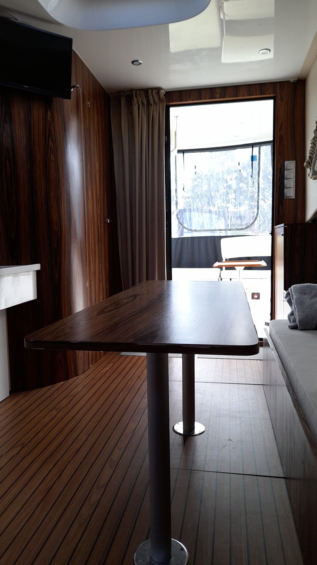 Czarter na Mazurach Houseboat NAVIGATHOR 30 2023