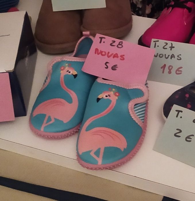 Ténis menina Flamingo T.28 - NOVOS - saldo 3€