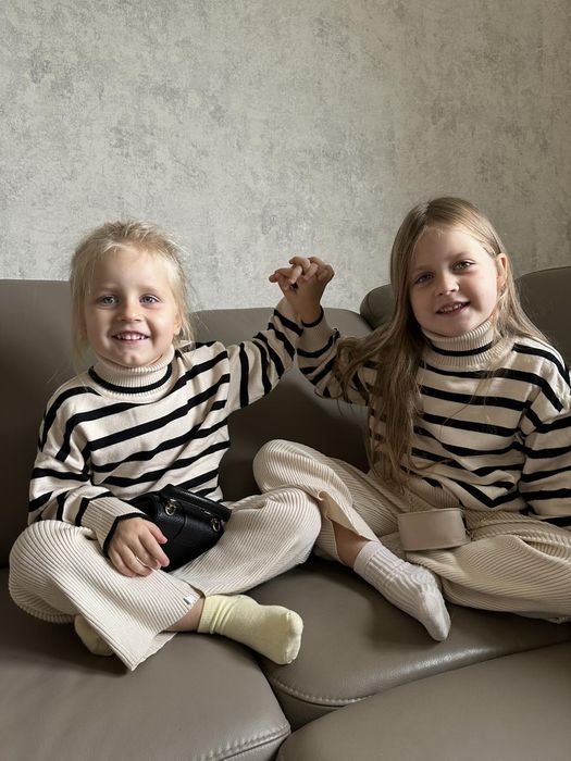 Тепленький костюм/ тепленька кофта/ набір шапка+ шарфік