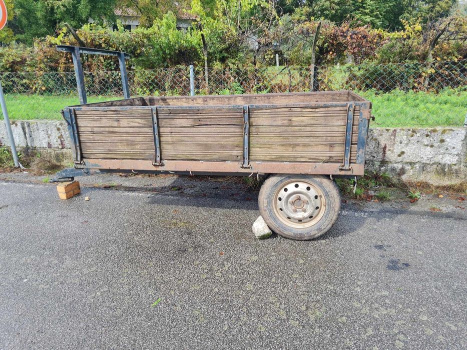 Reboque agrícola 850€