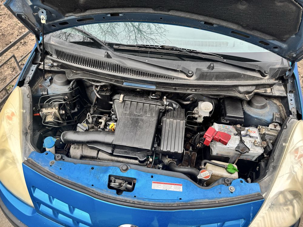 Nissan Pixo 1.0 бензин 2010 рік
